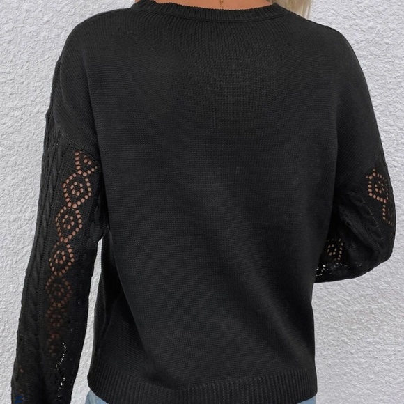 Cozy Floral Lace oversized Sweater Top - Picture 4 of 11